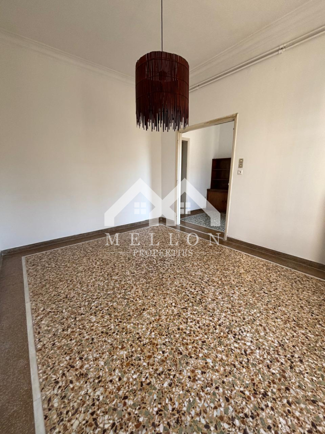 property-img